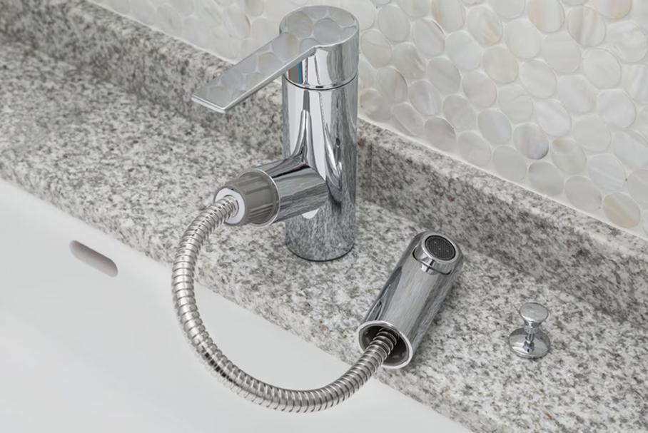 グランドシティタワー池袋 NW-55F 間取り図（2LDK）
